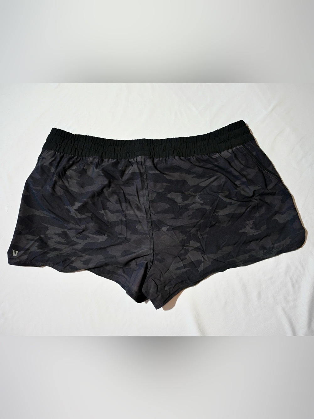 Vuori Running Shorts XL Black Camo Lined Drawstring Workout Athletic